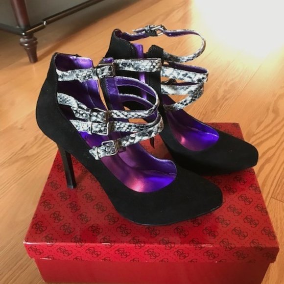 ⭐️Host Pick Guess Suede Heels with Snake Print Buckle Ankle Straps - Size 9 NWT - Picture 1 of 7